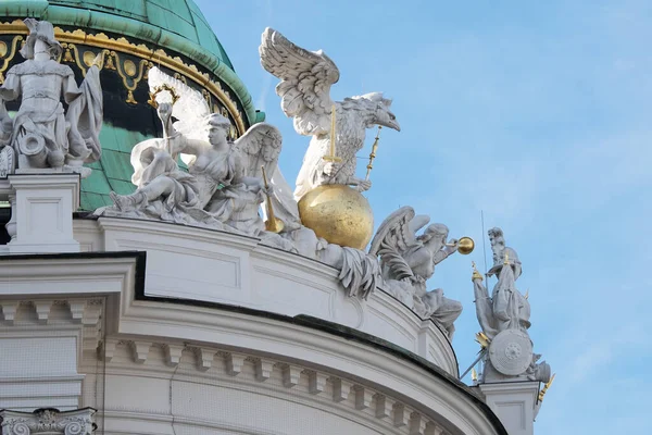 Kuppel Des Alten Schlosses Wien Gebäude Und Wahrzeichen Michaelerplatz — Stockfoto