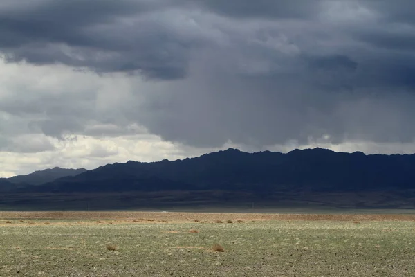 Období Dešťů Mongolsku — Stock fotografie