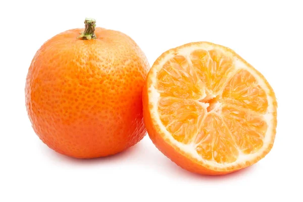 白色背景下孤立的多汁橘子或红豆豆 — 图库照片