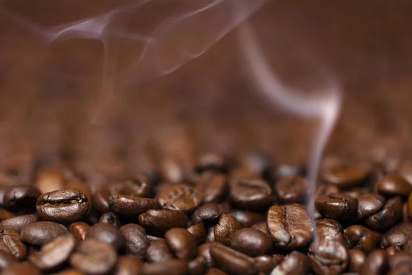 Geröstete Kaffeebohnen Hintergrund Nahaufnahme — Stockfoto