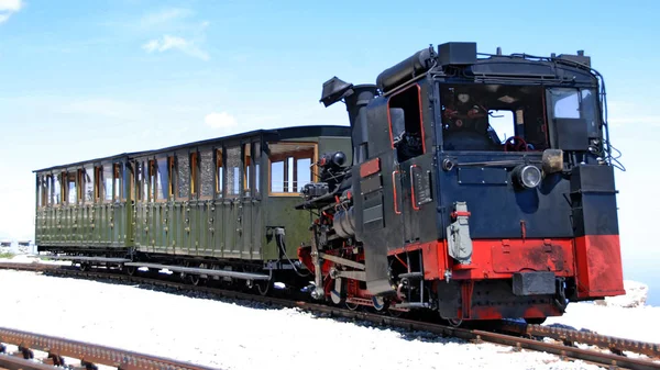 通往下奥地利斯内堡的蒸汽机车铁路 — 图库照片