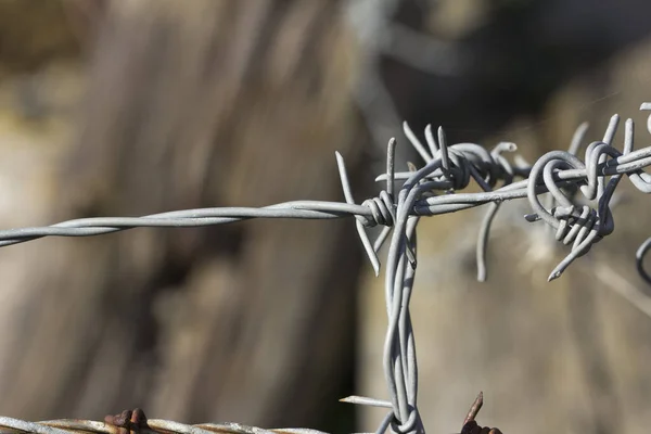 Μια Συστροφή Ένα Συρματόπλεγμα — Φωτογραφία Αρχείου