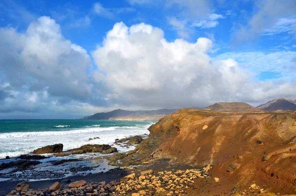 Blick Auf Eine Wunderschöne Meeresküste — Stockfoto