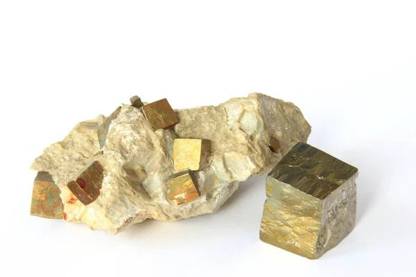 Cristaux Pyrite Dans Roche Mère Monocristal Cube — Photo