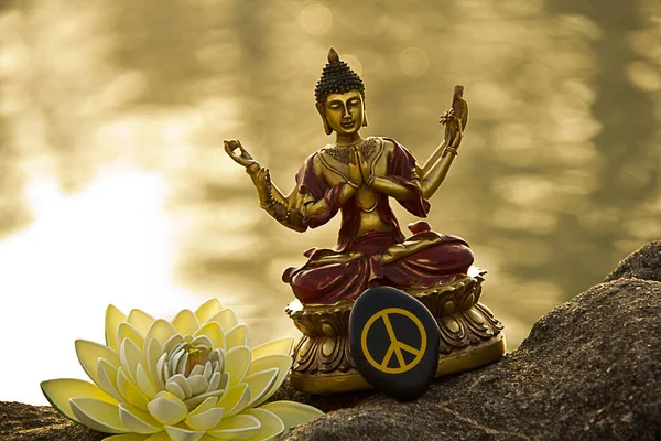 Buddha Staty Staty Och Fred — Stockfoto