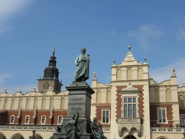 Salão Pano Monumento Mickiewicz Krakow — Fotografia de Stock