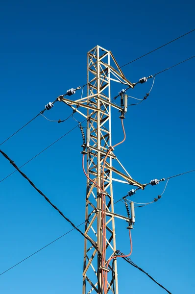 Energia Elektryczna Power Pylon Błękitnym Niebie — Zdjęcie stockowe