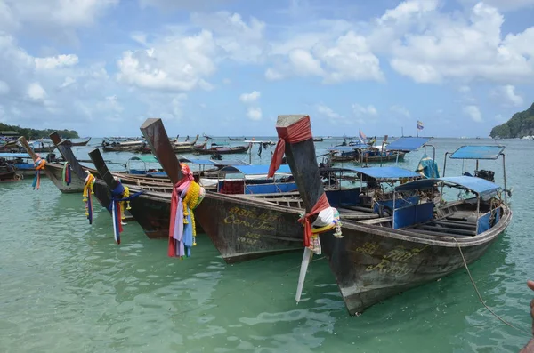 Bateaux Longs Thaïlande Sur Phi Phi Iceland — Photo