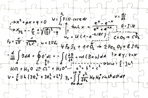 Auf Einem Puzzle Werden Mehrere Formeln Angezeigt — Stockfoto