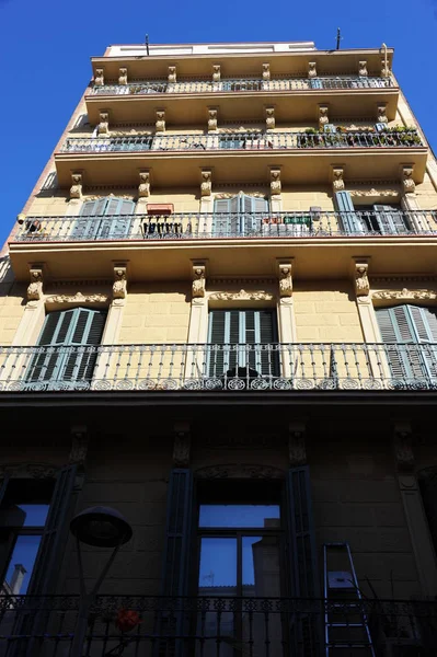 Барселона Чудовий Фасад Старого Будинку — стокове фото