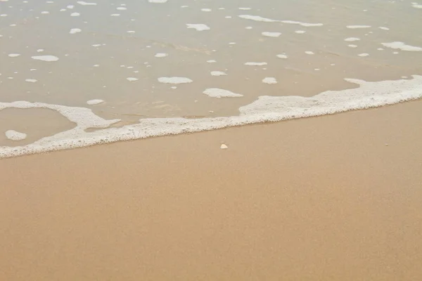 Onda Suave Mar Praia Arenosa — Fotografia de Stock