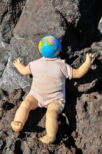 Vintage Old Doll Globe Earth Head — Stock Photo, Image