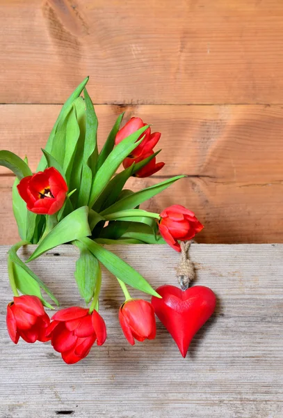 Jarní Květiny Dřevěném Pozadí — Stock fotografie
