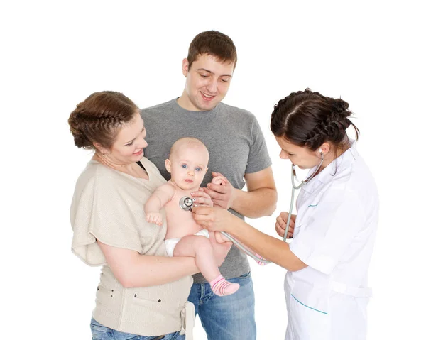 Femme Médecin Avec Stéthoscope Les Jeunes Parents Avec Petit Bébé — Photo