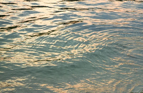 Красочные Отражения Заката Поверхности Воды — стоковое фото