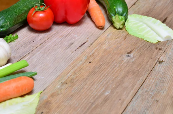 Fresh Vegetables Wooden Board — Stock Photo, Image