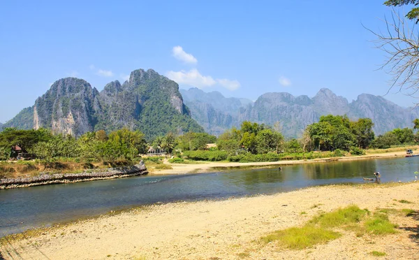 Krajobraz Nad Rzeką Piosenki Vang Vieng Laos — Zdjęcie stockowe