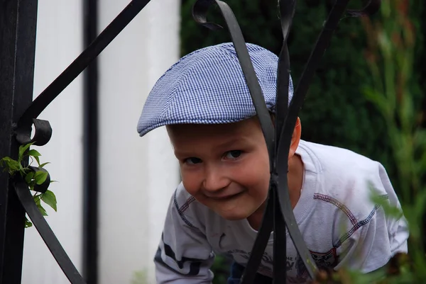 Boy Fence — Stock Photo, Image