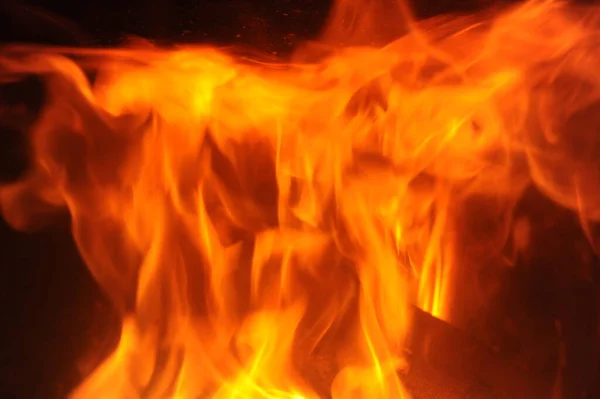 Καυτή Φλόγα Φλεγόμενη Κόκκινη Φωτιά — Φωτογραφία Αρχείου