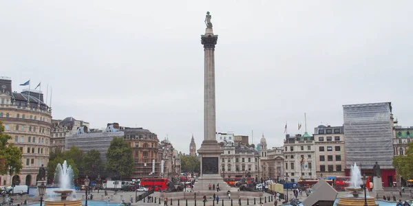 Londra Ngiltere Deki Nelson Sütunlu Trafalgar Meydanı — Stok fotoğraf