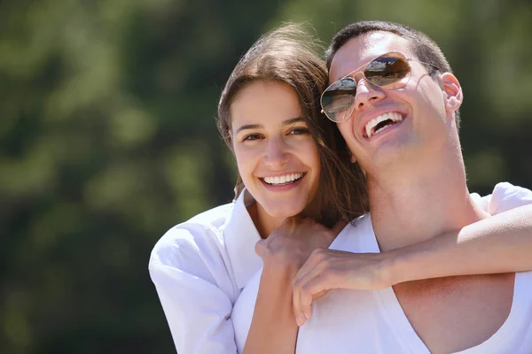 Happy Young Couple Have Fun Relax Beach — Stock Photo, Image