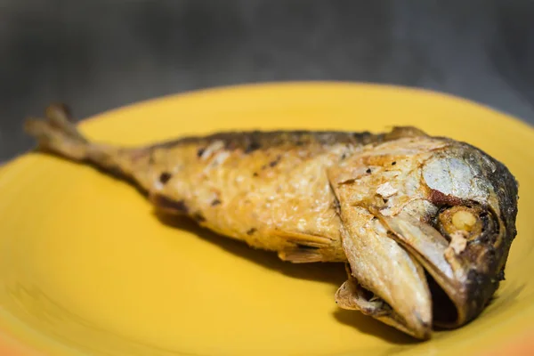 Pollo Alla Griglia Con Limone Asparagi Verdi — Foto Stock