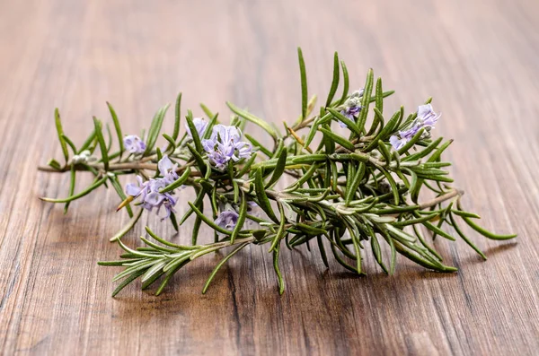 Rosemary Purple Flowers Wooden Plank — Stock Photo, Image