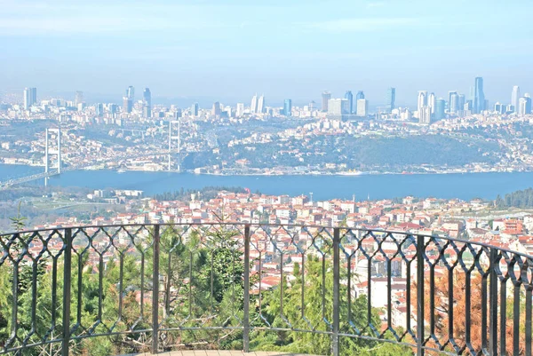 Istanbul Major City Turkey Straddles Europe — Stock Photo, Image