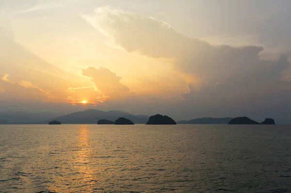 Pôr Sol Sobre Mar — Fotografia de Stock