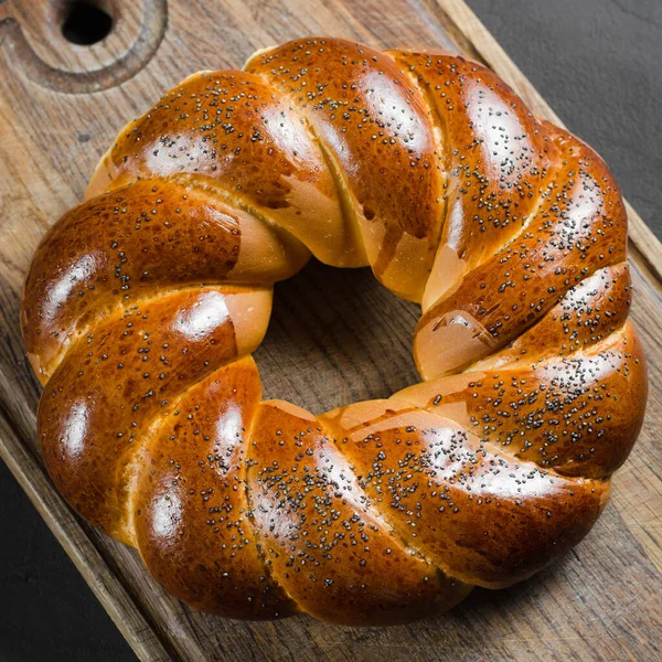 Traditionelles Weidenbrot Auf Einem Hölzernen Hintergrund Rustikaler Stil Ansicht Von — Stockfoto