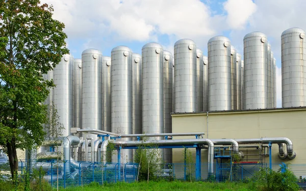 Réservoirs Eau Dans Système Écologique Traitement Des Eaux Usées Industrielles — Photo