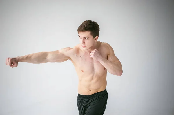Junge Sexy Gutaussehende Männer Von Kräftigem Athletenkörper Mit Nacktem Oberkörper — Stockfoto