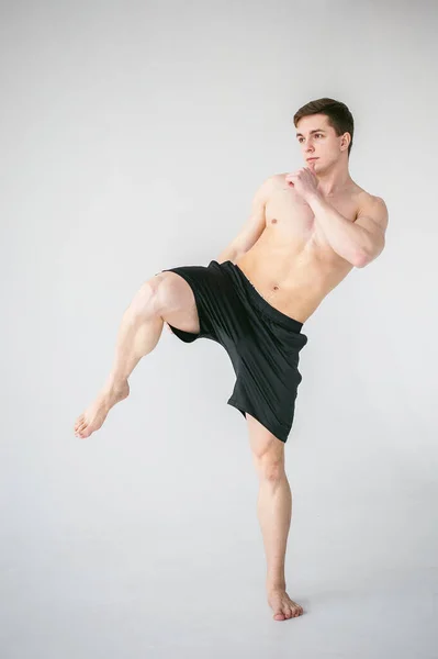Jóvenes Sexy Guapos Hombres Fuerte Cuerpo Atleta Con Torso Desnudo —  Fotos de Stock