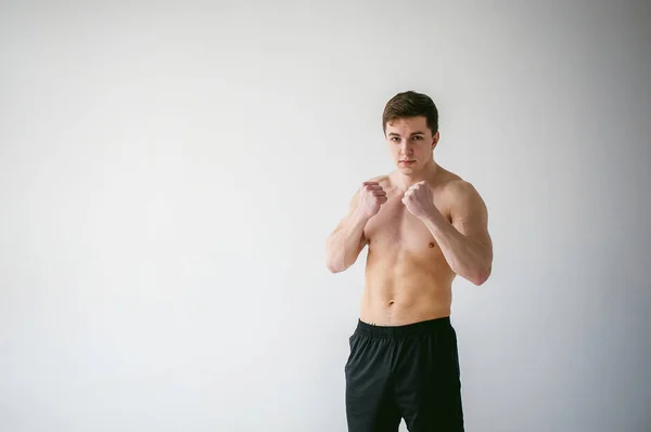 Jóvenes Sexy Guapos Hombres Fuerte Cuerpo Atleta Con Torso Desnudo —  Fotos de Stock