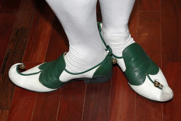 Женские Ноги Обуви Полу — стоковое фото