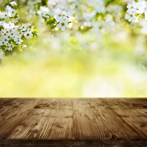Mesa Madera Rústica Vacía Con Flores Cerezo Fondo Primavera Para — Foto de Stock