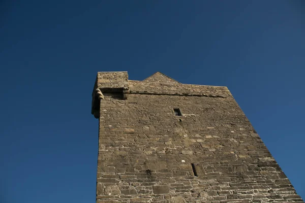 アイルランドのメイヨー州ロックフリート城の塔 — ストック写真