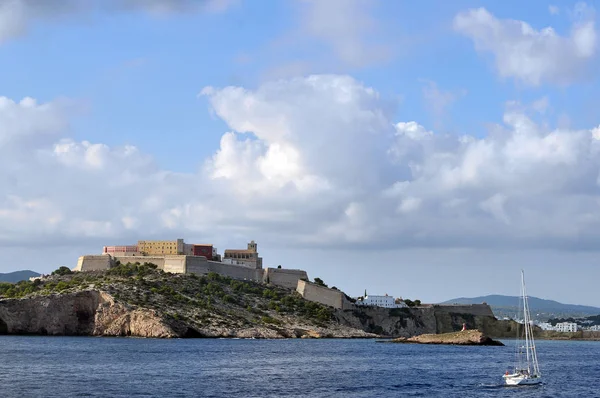 Utsikt Från Havet Till Ibiza Stad — Stockfoto