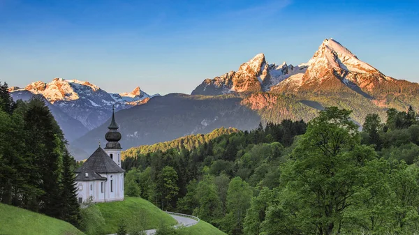 Vista Panorâmica Primavera Igreja Maria Gern Parque Nacional Alemão Berchtesgaden — Fotografia de Stock
