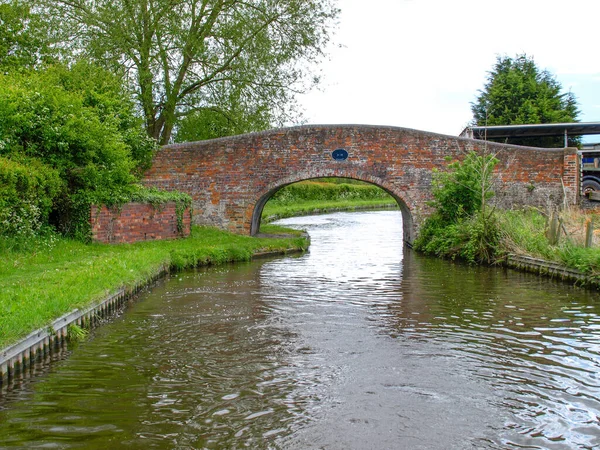 Brücke Bei Coven Staffordshire Und Worcestershire Kanal Staffordshire England — Stockfoto