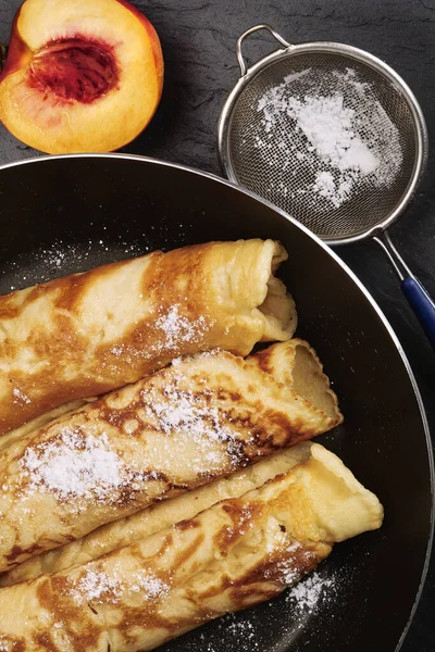 Crêpes Savoureuses Sur Fond Gros Plan — Photo