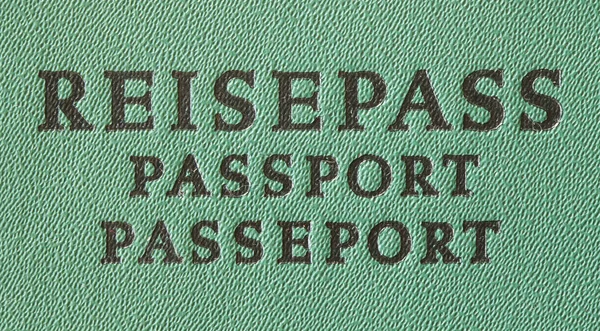Сдача Паспорта Гражданина Германии Старому Немецкому Паспорту — стоковое фото
