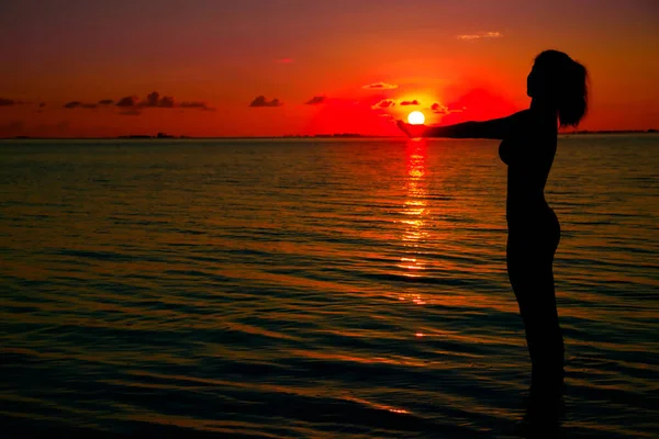 Woman Silhouette Water — Stock Photo, Image