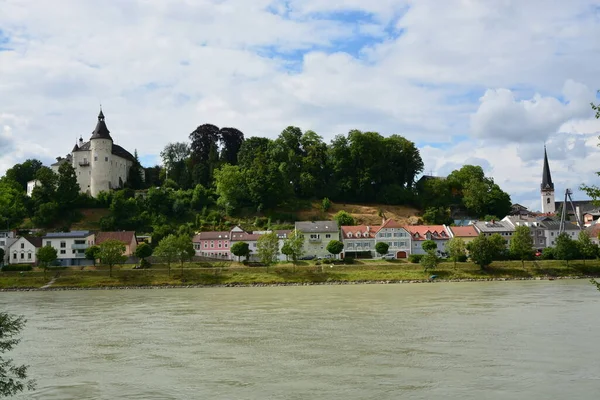 Ottensheim Kasteel Danube — Stockfoto