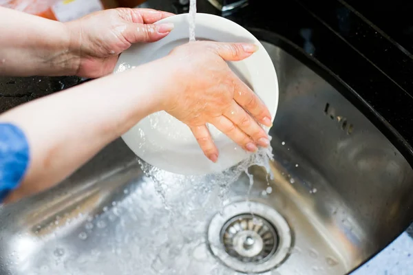 Wassen Van Auto Keuken — Stockfoto