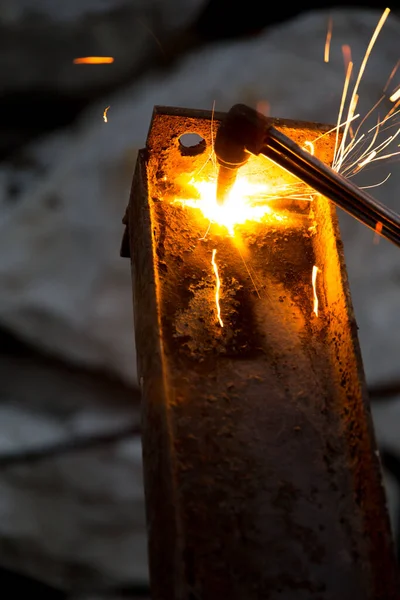 Stahl Aus Metall Mit Einer Roten Kerze — Stockfoto