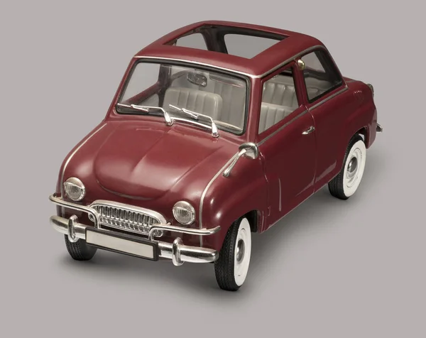 Gri Sırtlı Tarihi Kırmızı Bir Mikro Arabanın Modeli — Stok fotoğraf