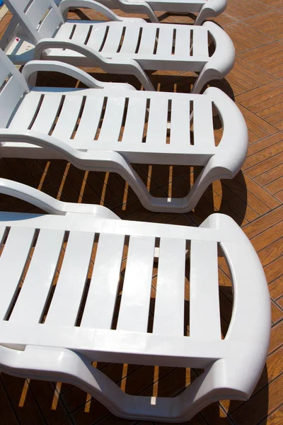 Chaises Longues Piscine — Photo