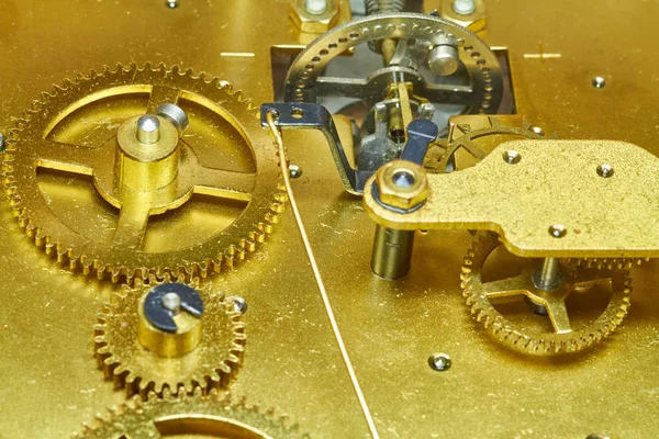 Une Vieille Horloge Avec Nombreux Engrenages Qui Forment Engrenage Complexe — Photo
