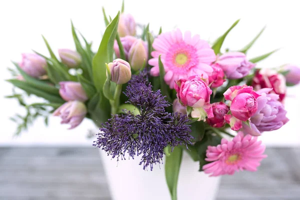 Verschiedene Frühlingsblumen Zum Muttertag — Stockfoto